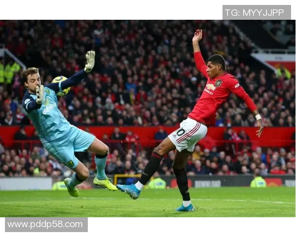 足球星尔崛起之路：从默默无闻到世界顶级球员的辉煌历程